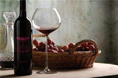 阿都酒技术开发 传承与创新的融合之路